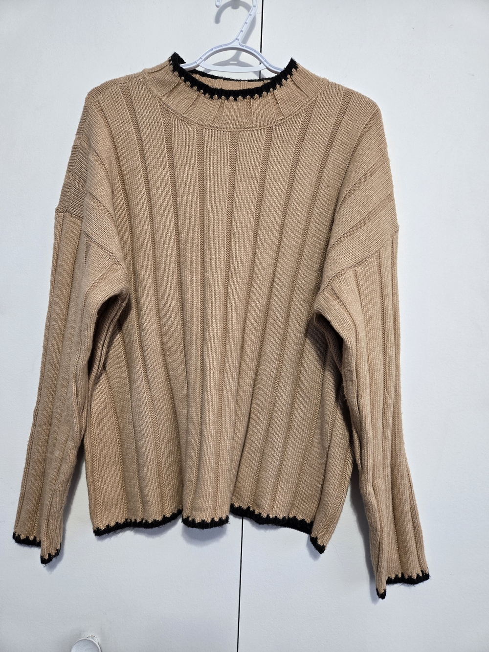 Maurices XXL Tan Rib Knit Sweater Black Trim Oversized Cozy‎ Pullover